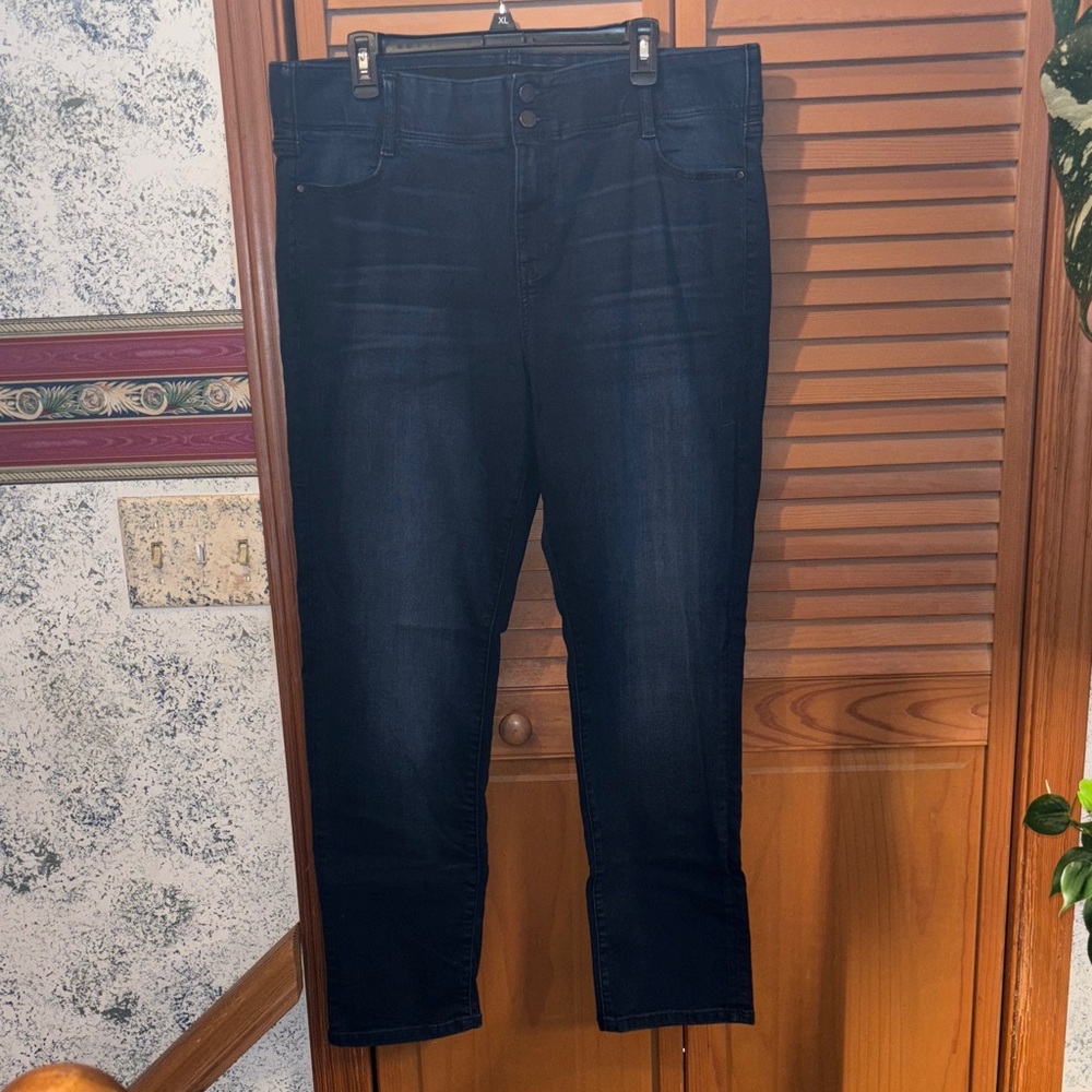 Women’s Nine West Straight Dark Blue Denim Jeans Size 18